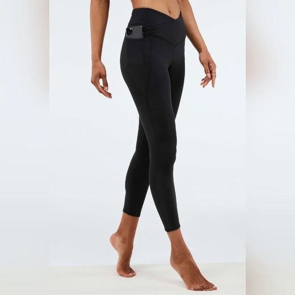 FABLETICS Oasis PureLuxe HW Crossover 7/8 Black Legging Size Small - Picture 2 of 6